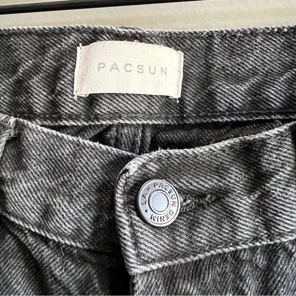 PacSun Women Black High waisted Straight Leg Dad Jeans - Picture 3 of 4